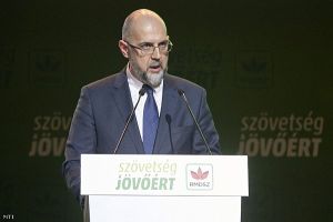 Niciunul dintre cei care intră în turul doi nu a cerut sprijinul comunităţii maghiare